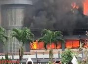 Keserakahan Gubernur Lalu Ikbal Untuk Merampok Kas Daerah, Pemicu Gerakan Masa Membakar Gedung DPRD NTB